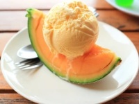 melon flavor ice cream sorbet liqueur schnapps