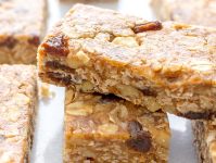 Raisin evarom Cereal bars muesli yeast cake cookies